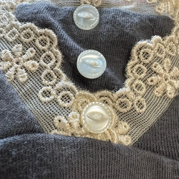 American Eagle Outfitters Lace-Trimmed Tank Camisole Vintage AE - Picture 2 of 12